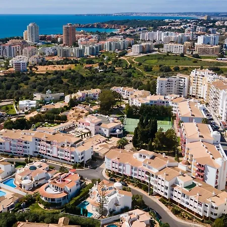 Lejlighed Vila Rosa 1bdr With Balcony & Pool By Lovelystay